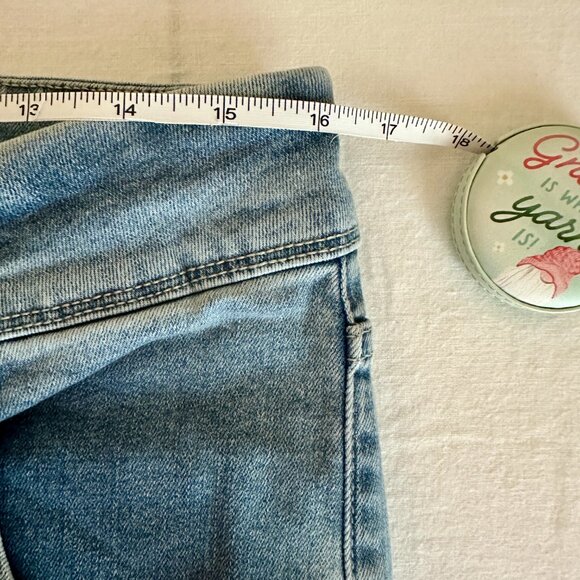 Hudson L.A. Women's Jeans Size 12 Light Blue Slim Straight Legs Mid-rise (NEW) - Picture 12 of 15